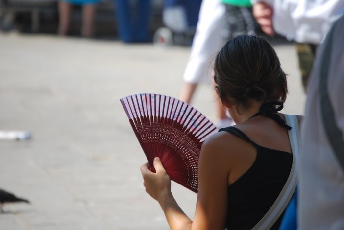 Confermata l'ondata di calore fino a venerdì 3 agosto: aumenta il rischio di grave pericolo per la salute, soprattutto per i soggetti fragili