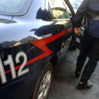 Albenga, 13 furti a farmacie e tabaccherie e violazione del Decreto: fermato dai carabinieri