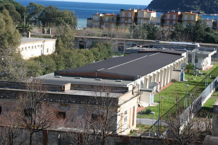 Cpr ad Albenga, i tecnici del governo ispezionano la Piave. Il sindaco: “Netta contrarietà da parte nostra”