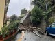 Varazze, crolla un muraglione di contenimento in via Argonauti: strada bloccata (FOTO)