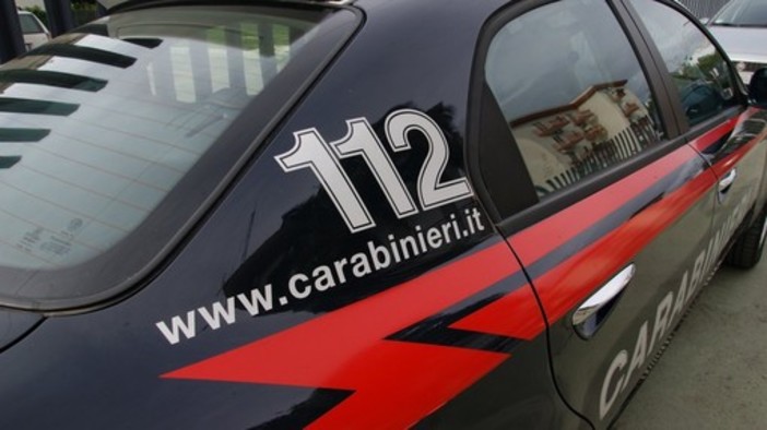 Controlli dei carabinieri della compagnia di Alassio: denunciato un cittadino savonese per detenzione illegale di fuochi pirotecnici