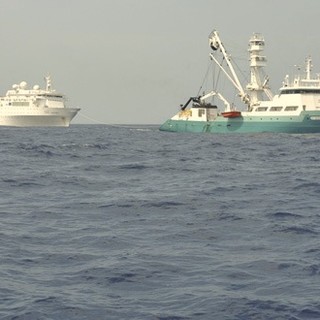 Costa Allegra: nel porto di Mahe' sono cominciate le operazioni di sbarco