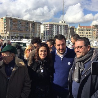 Salvini a Savona parla di lavoro, crisi industriale e immigrazione (FOTO e VIDEO)