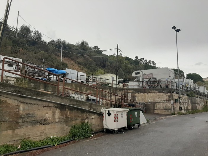 Savona, campo nomadi, con un'interpellanza Arecco chiede garanzie sulla sicurezza