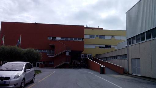 Albisola, alunno del comprensivo positivo al Covid: in quarantena una classe e gli insegnanti