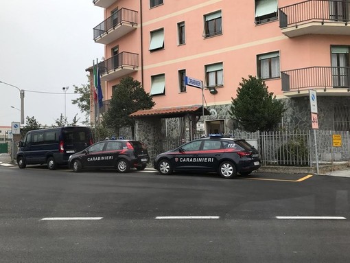 Millesimo, carabiniere fuori servizio salva la vita ad una donna incinta colpita da attacco epilettico