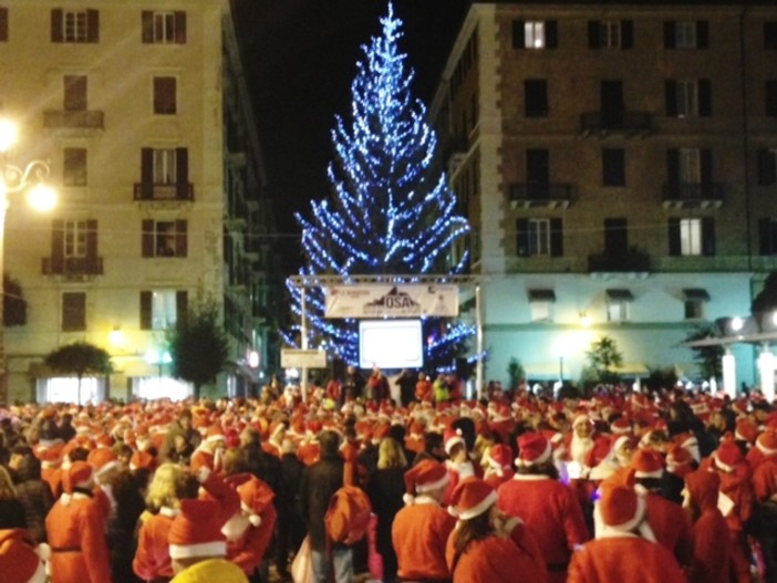 A Savona torna la &quot;Corsa dei Babbi Natale&quot;