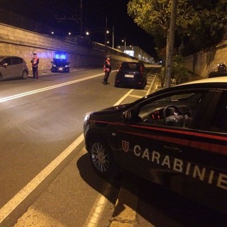 Savona, controlli straordinari dei carabinieri: 2 giovani denunciati con 4 dosi di eroina