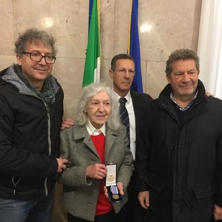 Giorno della Memoria, oggi a Savona la cerimonia delle medaglie d’onore (Fotogallery)