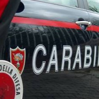 Blitz dei carabinieri di Albenga: &quot;futura mamma&quot; nasconde armi e droga in casa