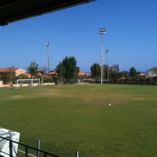 Il Comune di Loano cerca nuovi gestori per il campo sportivo ed il bocciodromo