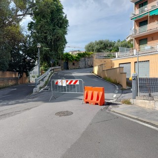 Dissesto strada di via Massardo ad Albissola: tratto chiuso al traffico