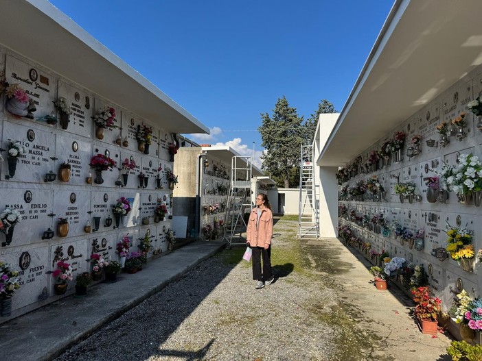 Andora, in vista della commemorazione dei defunti scatta la manutenzione nei cimiteri