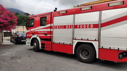 Vigili del fuoco, in poche ore oltre 100 interventi nel savonese