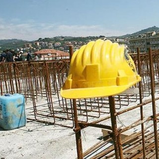 Cassa integrazione in Liguria: calano le ore, ma la crisi non è finita