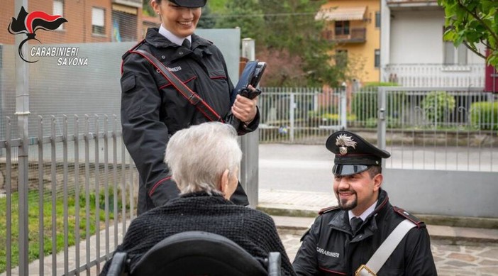 Truffe telefoniche e online. Due denunce dei Carabinieri nel savonese