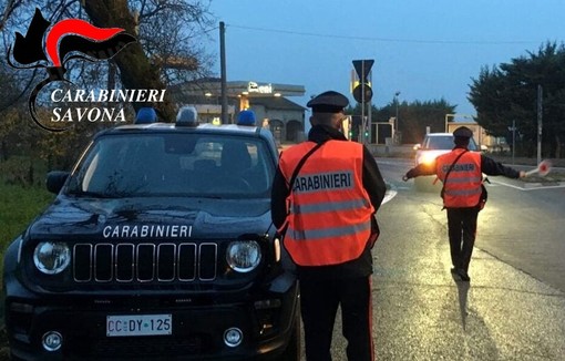 Servizio straordinario di controllo dei carabinieri nel savonese: ad Alassio irregolarità sanitarie in un bar e un ristorante