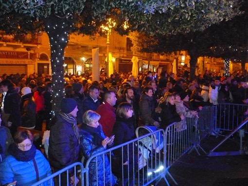 Ad Halloween tutta Pietra Ligure diventa una maxidiscoteca all’aperto