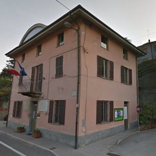 Il municipio di Piana Crixia (fonte Google Maps)