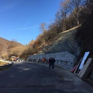 Calizzano, sopralluogo con la Provincia al cantiere sulla Sp 52. Il sindaco: &quot;Lavori in fase di ultimazione&quot;