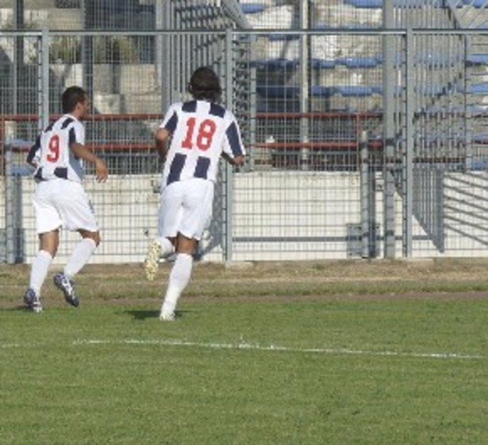 Calcio, il pareggio tra Savona e Pro Vercelli visto da due mondi lontani tra loro