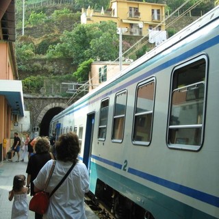 Trenitalia, più posti per i pendolari sulla linea Sestri Levante - Albenga