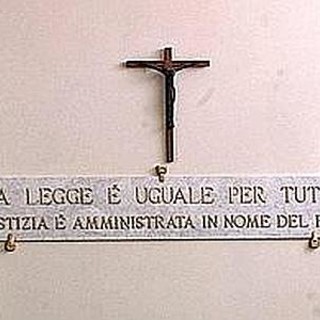 Crocifisso in tribunale