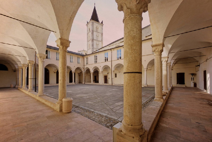 Finalborgo, sabato 16 giugno ai Chiostri di Santa Caterina coreografie di danza classica, moderna, hip hop e breaking