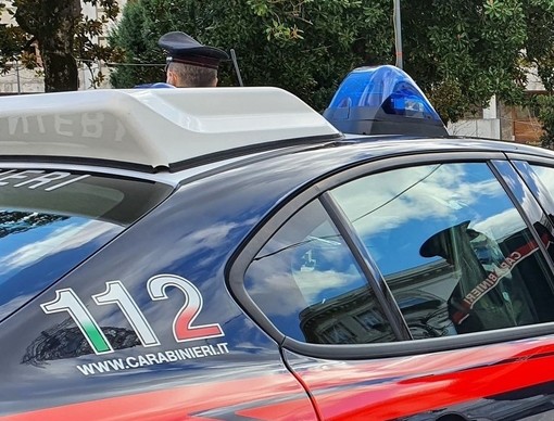 Truffa del finto carabiniere, tenta di estorcere 12mila euro ad un anziano ma la vittima lo fa arrestare