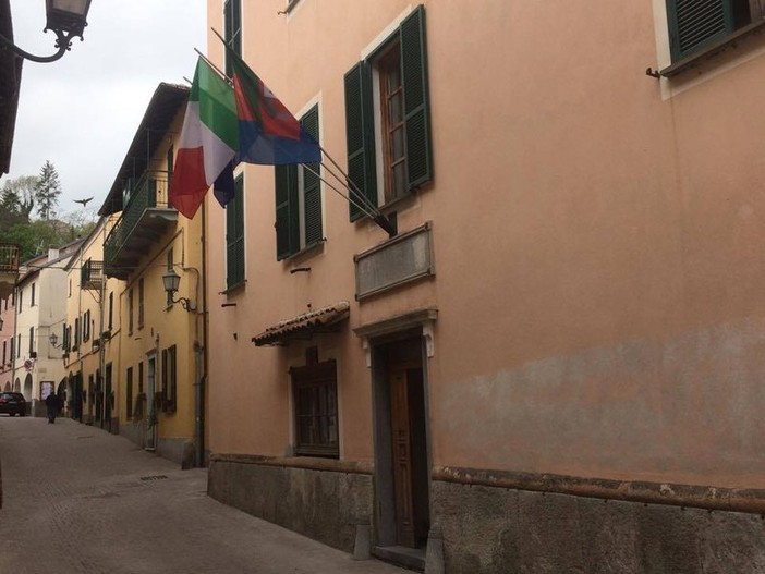 Calizzano riqualifica la strada comunale per Vetria e realizza un parcheggio a Caragna: un intervento da 200 mila euro