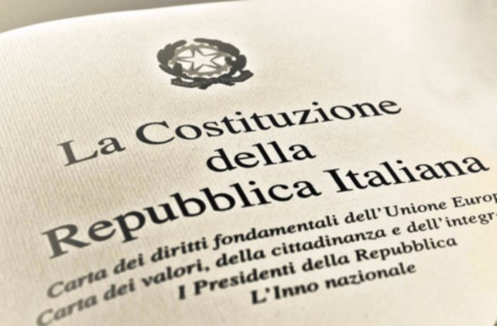 Albisola, i bimbi della scuola infantile &quot;La Barbottina&quot; insegnano la Costituzione