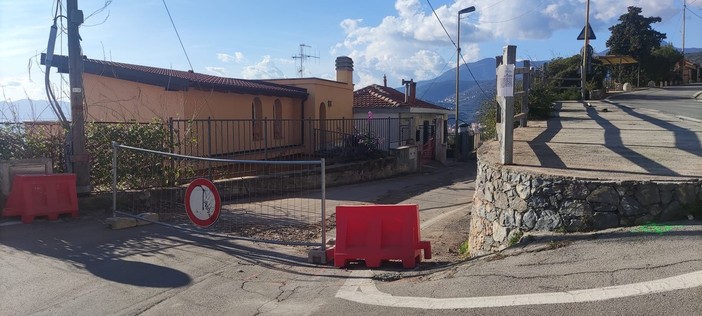 Borgio, minoranza perplessa sul cantiere di via Nazario Sauro: &quot;Enormi disagi, l'amministrazione doveva informare chiaramente la cittadinanza&quot;