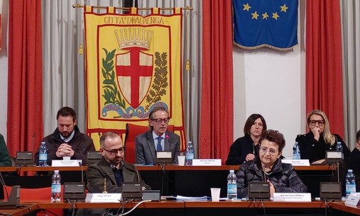 Albenga ha il suo Piano cimiteriale: no al forno crematorio, sì all’ampliamento senza danneggiare i cittadini