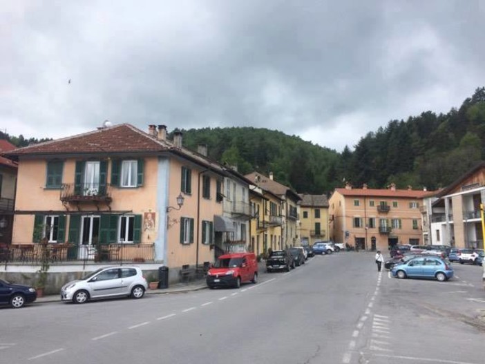 Calizzano, un minuto di silenzio per le vittime del ponte Morandi