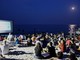Una serata di cinema sulla spiaggia a Noli