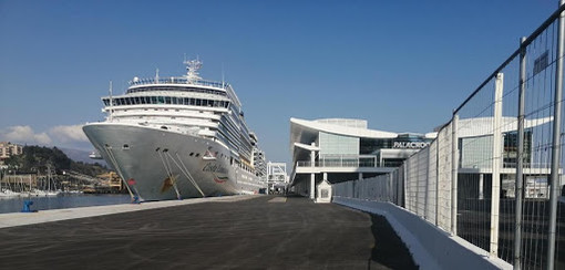 Costa Luminosa a Savona, Caprioglio: &quot;La nave lascerà la città dopo le operazioni di sanificazione&quot;