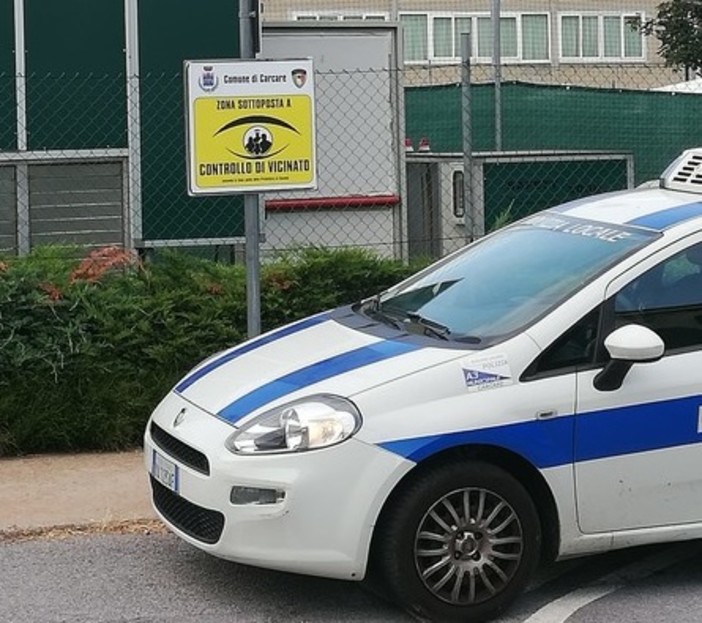 Controllo di vicinato a Carcare: incontro tra sindaco, polizia locale e coordinatori dei quartieri