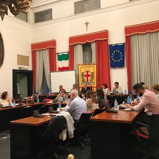 Modifica al regolamento Cosap, Forza Italia e Lega Nord: &quot;Con il Pd di Albenga, non c’è mai fine al peggio”