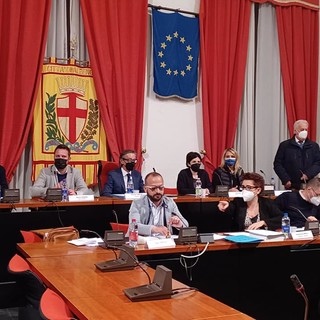 Il Consiglio Comunale di Albenga riunitosi il 13 aprile per discutere della proposta della minoranza