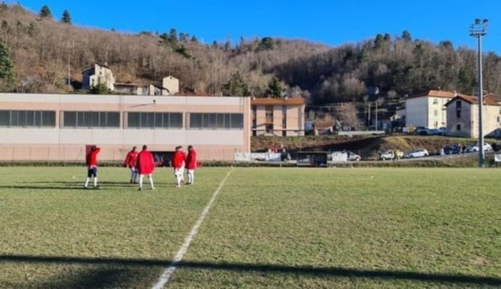 Violento scontro di gioco in Mallare-Virtus Don Bosco: calciatore varazzino trasportato in codice giallo