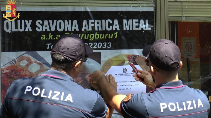 Savona, stop ai centri dello spaccio di droga: chiusi per 30 giorni l'Africa Market e l'Africa Meal (FOTO e VIDEO)