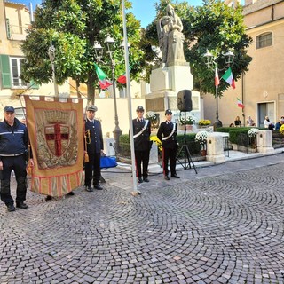 Albenga celebra la Giornata dell'Unità Nazionale e delle Forze Armate (FOTO)