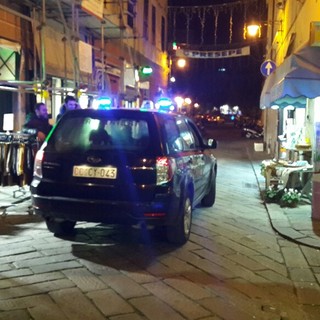 I carabinieri a Finalpia per parlare di sicurezza