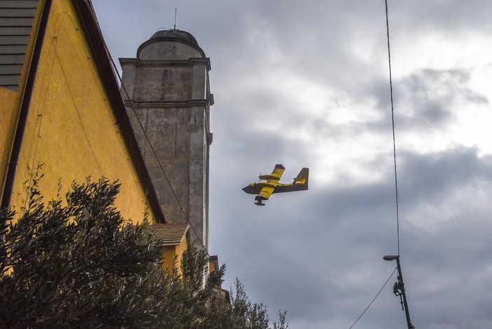 35 anni fa lo schianto del canadair alla Madonna del Monte a Savona: la messa per ricordare Claudio Garibaldi e Rosario Pierro