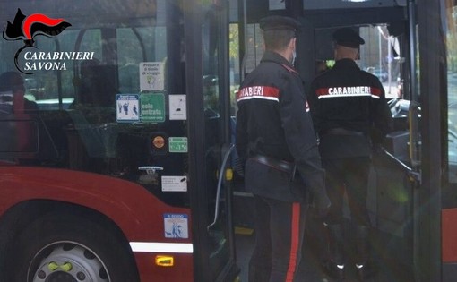 Val Bormida, controlli dei carabinieri sui bus: gambiano trovato in possesso di  hashish