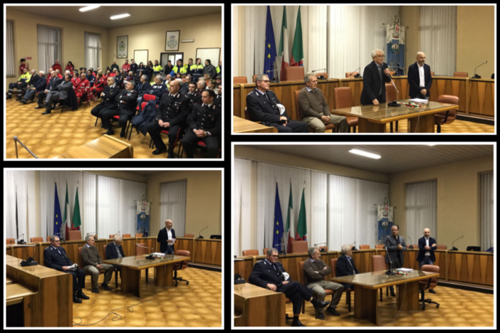 Un anno dopo l'alluvione: Cengio consegna un encomio ai carabinieri e alle associazioni di volontariato (VIDEO e FOTO)