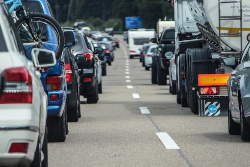 Caos Autostrade, 300 milioni per iniziare a compensare le attività liguri