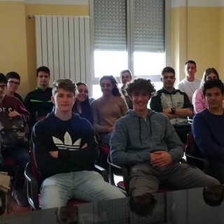 FOTONOTIZIA: studenti in visita alla Cardiologia del San Paolo