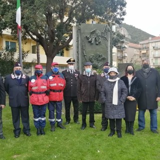 Finale e Loano ricordano i caduti di Nassirya. Vaccarezza (Cambiamo): &quot;Il sacrificio non passerà mai&quot;