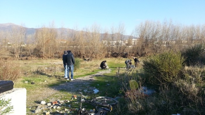 Albenga, scoperto il cadavere di un uomo sul Lungo Centa